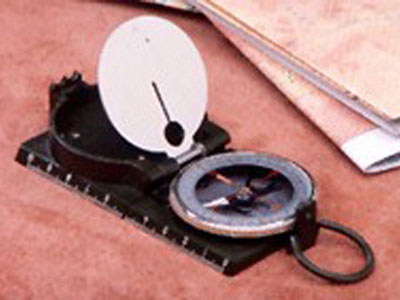 哈爾濱廠產DQL-7型地質羅盤儀