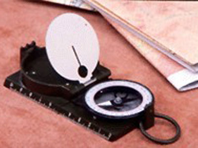 哈爾濱廠產DQL-5型地質羅盤儀