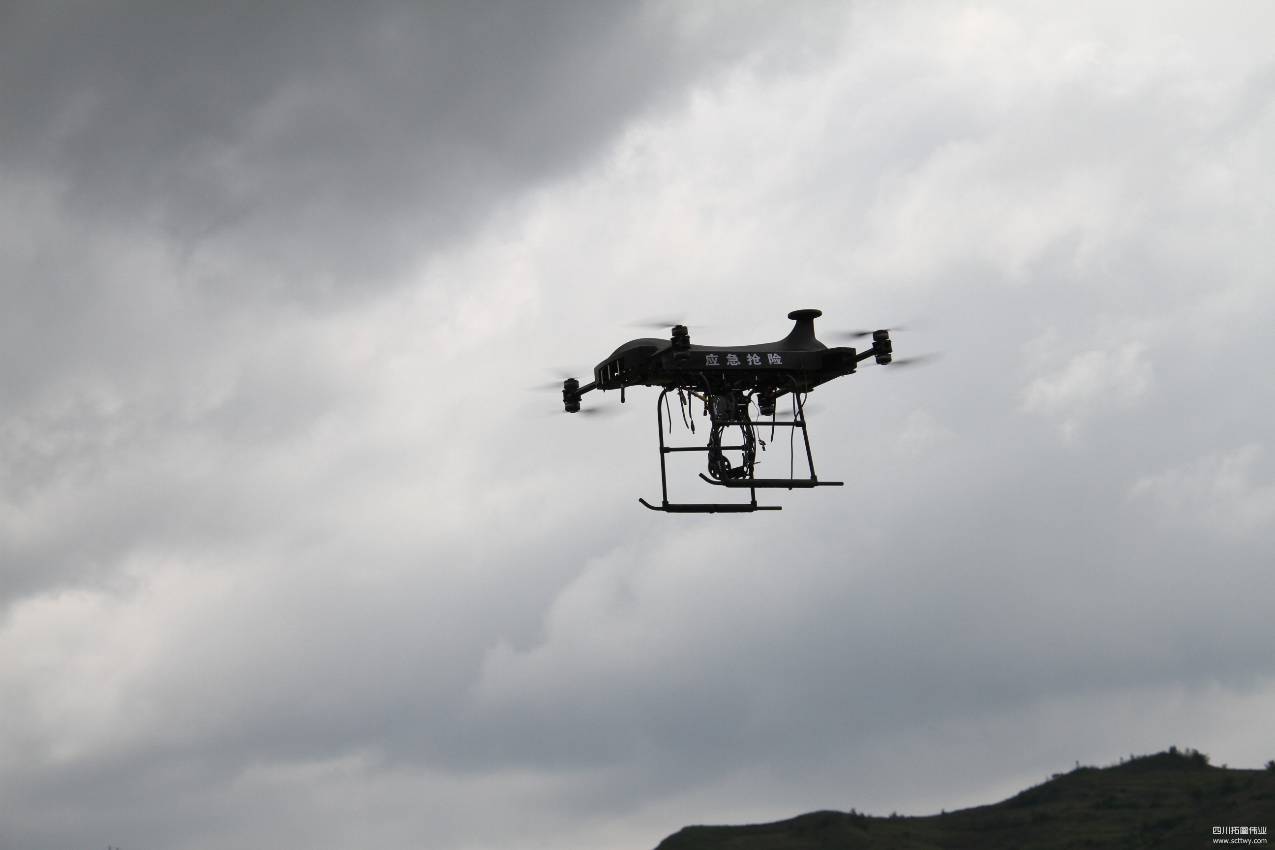 天水檢修開展無人機線路巡視培訓