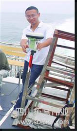 青島畫海底地形圖 用上神器機載激光雷達